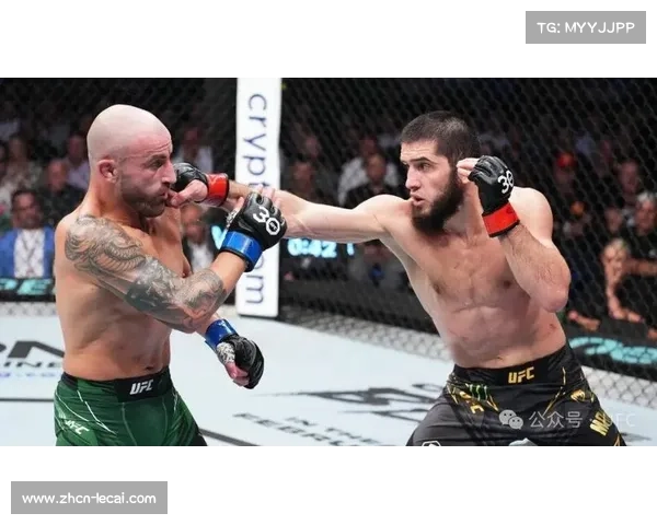 “大帝”沃尔卡诺夫斯基否认退役传言，称将专注下一场比赛